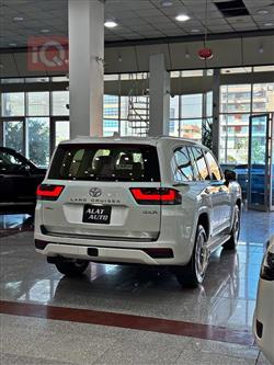 تويوتا لاندكروزر